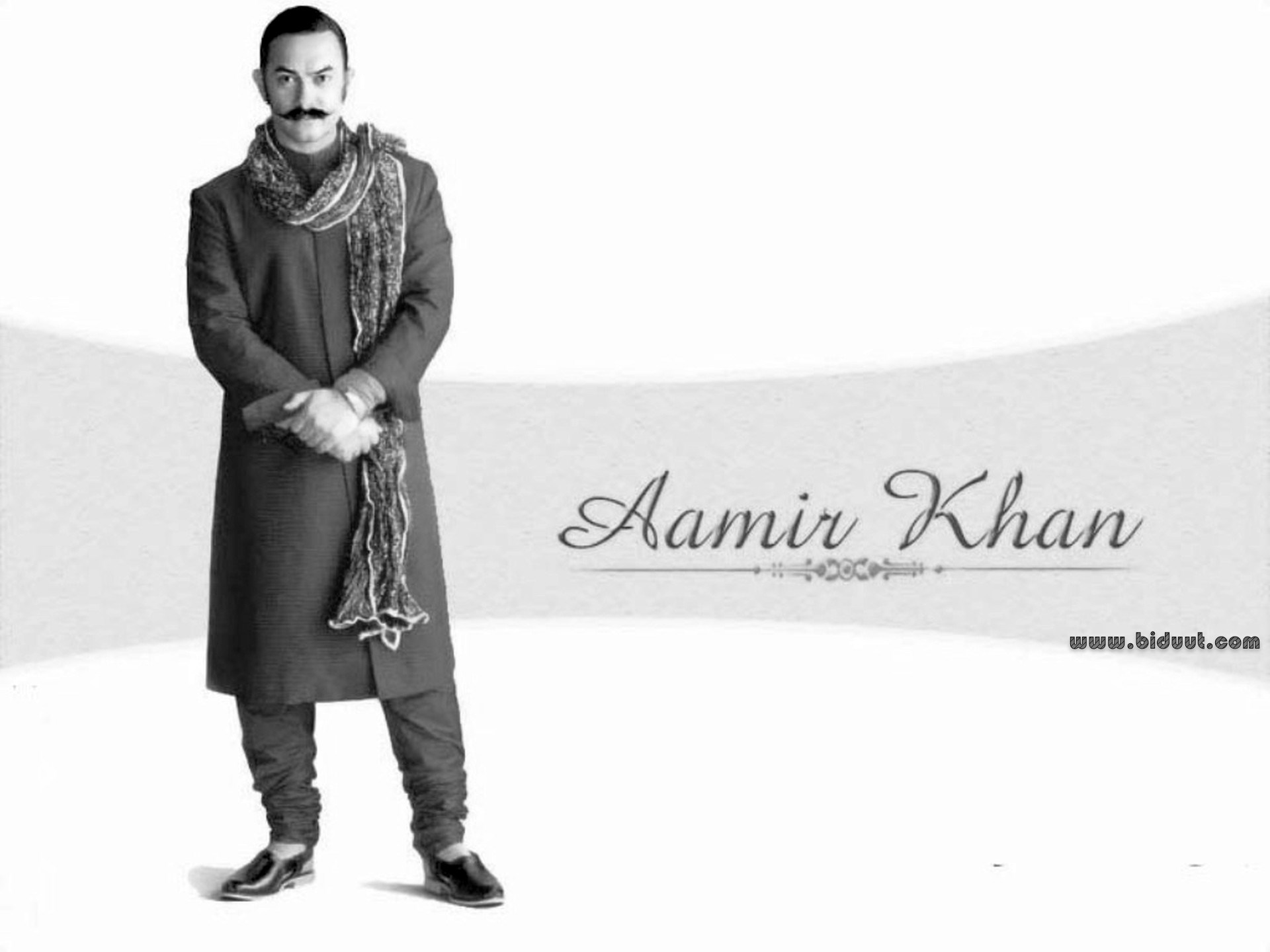 Aamir Khan Black Wallpaper HD 14